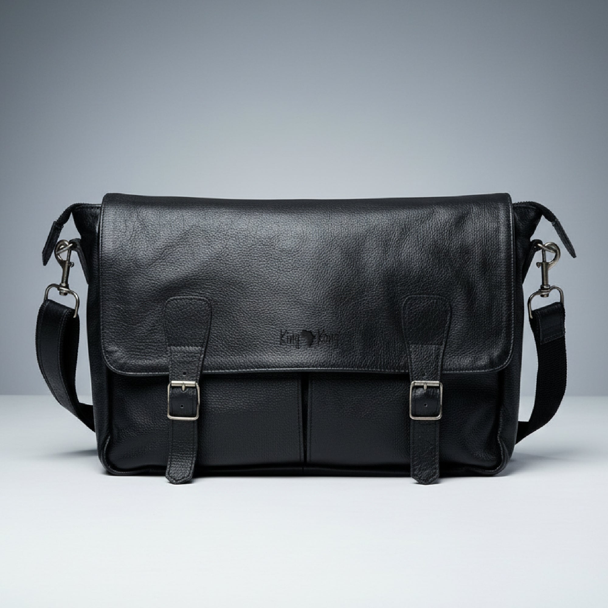 Elegant Leather 15 Inch Messenger