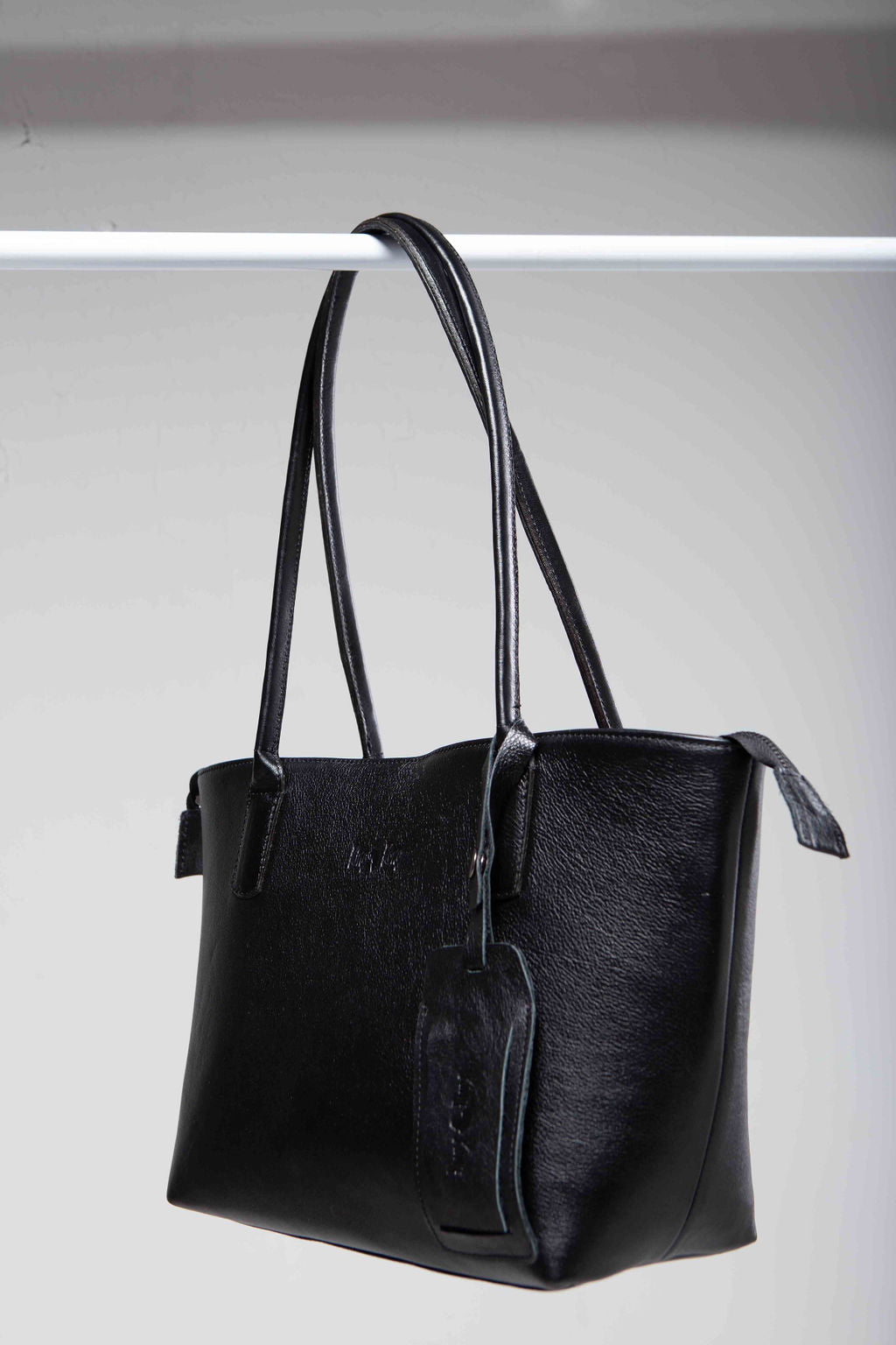 Mary Classic Tote Leather HandBag