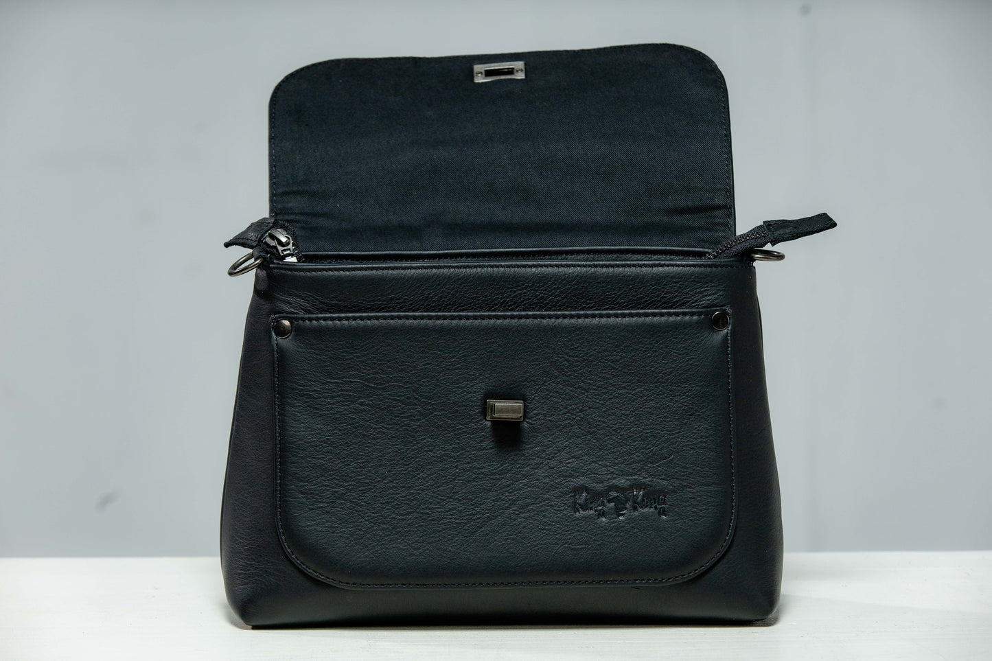 Nandipa Travel Ostrich & Cowhide Leather Bag
