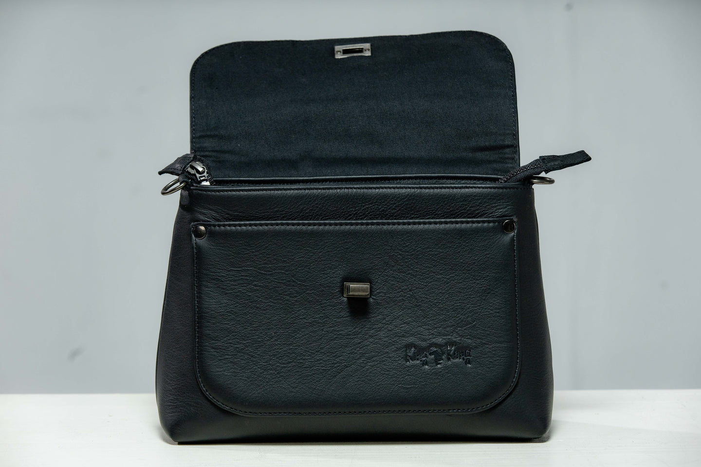 Nandipa Travel Ostrich & Cowhide Leather Bag