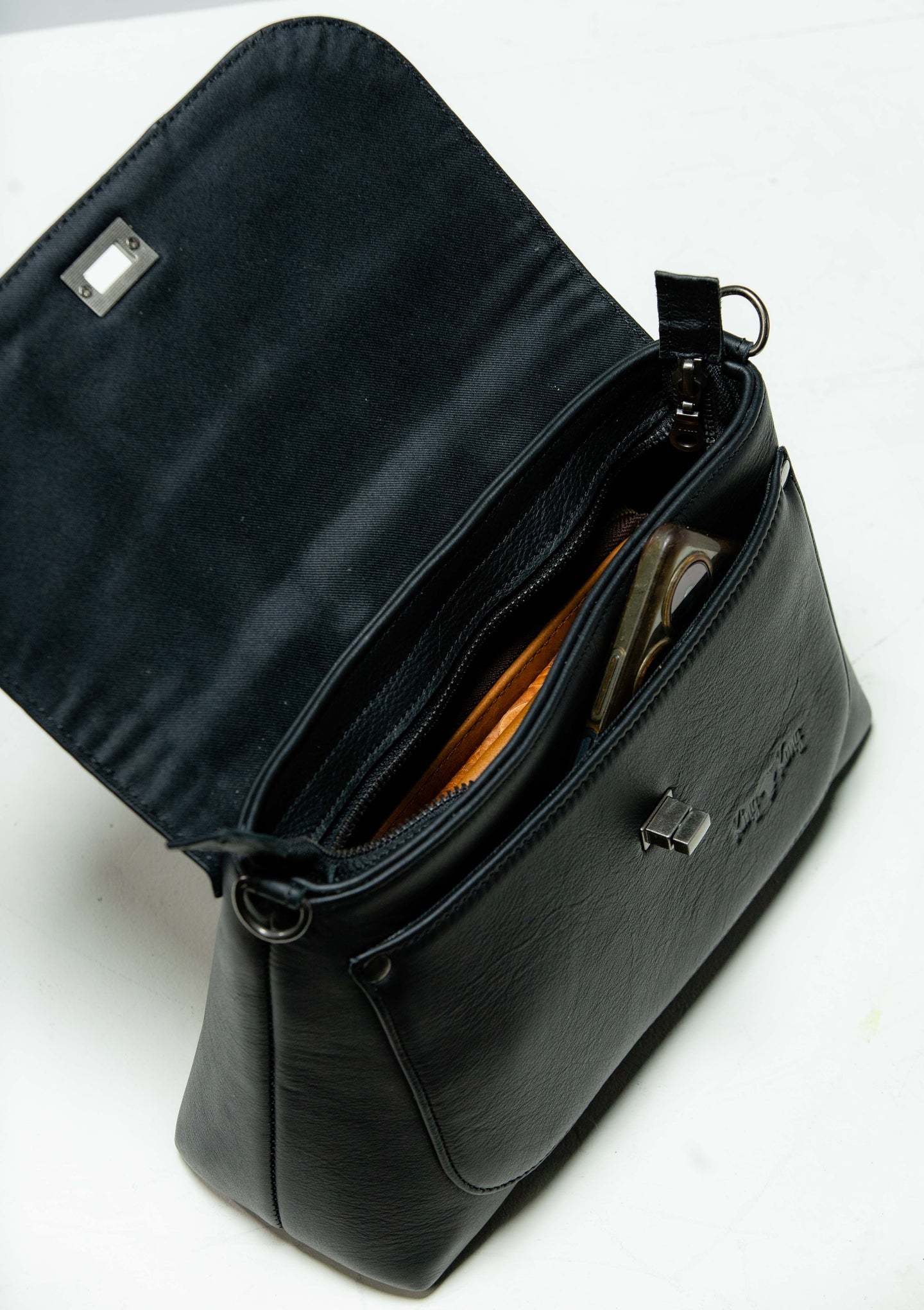 Nandipa Travel Ostrich & Cowhide Leather Bag